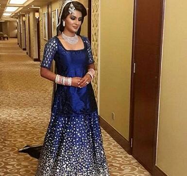 Geeta Basra ‏@Geeta_Basra 4h4 hours ago Suddenly.. everyone's pulling out their TRUMP cards! #Election2016 #TrumpWins 