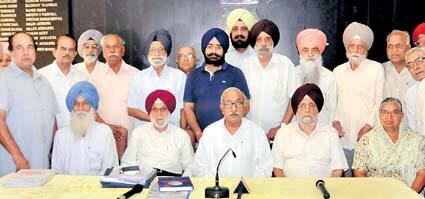 2017 ਦੀਆਂ ਵਿਧਾਨ ਸਭਾ ਚੋਣਾਂ ਚ ਪੈਨਸ਼ਨਰਜ਼ ਕਰਨਗੇ ਅਕਾਲੀ-ਭਾਜਪਾ ਗੱਠਜੋੜ ਦਾ ਵਿਰੋਧ