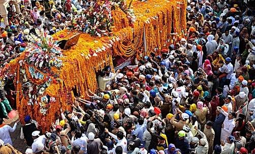 %e0%a8%a6%e0%a9%81%e0%a8%a8%e0%a9%80%e0%a8%86 %e0%a8%ad%e0%a8%b0 %e0%a8%9a %e0%a8%aa%e0%a9%8d%e0%a8%b0%e0%a8%95%e0%a8%be%e0%a8%b6 %e0%a8%a6%e0%a8%bf%e0%a8%b9%e0%a8%be%e0%a9%9c%e0%a9%87 %e0%a8%a6 ਦੁਨੀਆ ਭਰ 'ਚ ਪ੍ਰਕਾਸ਼ ਦਿਹਾੜੇ ਦੀਆਂ ਰੌਣਕਾਂ