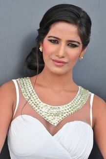 ਫੇਅਰਵੈਲ ਟੈਸਟ \'ਚ ਪੂਨਮ ਦਾ \'ਵੱਖਰਾ ਸਵੈਗ\' 