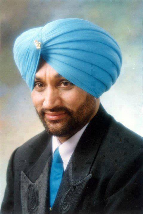 ਦਿਲ ਦਾ ਦੌਰਾ ਪੈਣ ਕਰਕੇ ਉਹਨਾਂ ਦੀ ਮੌਤ ਹੋਈ ਸੀ। 