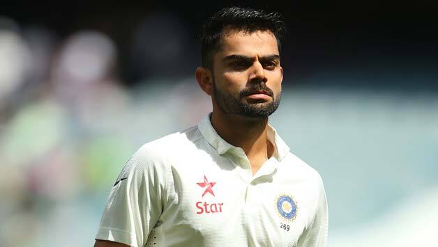 ਲੰਚ ਵੇਲੇ ਤਕ ਦੋਨਾ ਨੇ ਮਿਲਕੇ ਭਾਰਤ ਨੂੰ 415 ਰਨ ਤਕ ਪਹੁੰਚਾ ਦਿੱਤਾ ਸੀ। ਅਸ਼ਵਿਨ 47 ਰਨ ਬਣਾ ਕੇ ਖੇਡ ਰਹੇ ਸਨ ਜਦਕਿ ਯਾਦਵ ਨੇ 26 ਰਨ ਬਣਾ ਲਏ ਸਨ।