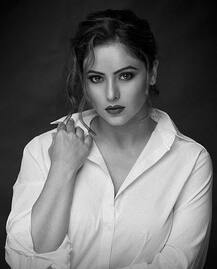 \'ਕਹੀਂ ਤੋ ਹੋਗਾ ਚਾਂਦ\' ਦੀ ਕਸ਼ਿਸ਼ ਦਾ ਗਲੈਮਰਸ ਅੰਦਾਜ਼, ਦੇਖੋ ਤਸਵੀਰਾਂ