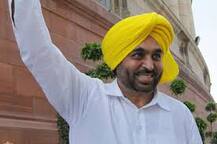 ਜਲਾਲਾਬਾਦ \'ਚ ਸੁਖਬੀਰ ਬਾਦਲ V/S ਭਗਵੰਤ ਮਾਨ 