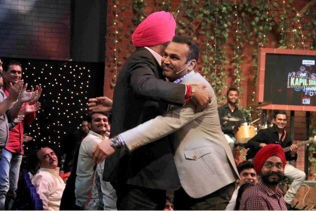 ਸ਼ੋਅ ਤੇ ਨਵਜੋਤ ਸਿੰਘ ਸਿੱਧੂ ਨੇ ਖੁਲ੍ਹ ਕੇ ਵੀਰੂ ਦਾ ਸਵਾਗਤ ਕੀਤਾ, ਵੇਖੋ ਤਸਵੀਰਾਂ। 