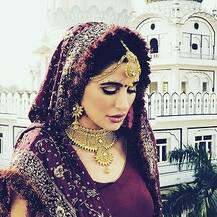 ਨਰਗਿਸ ਬਣੀ ਪੰਜਾਬੀ ਦੁਲਹਨ