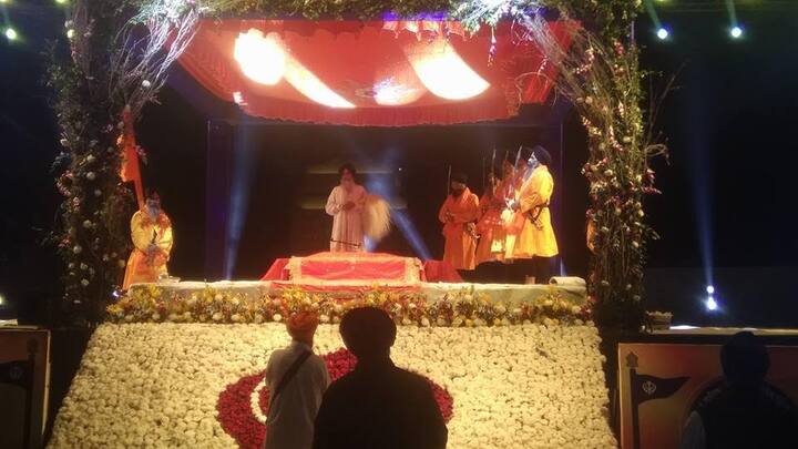 ਪੰਜ ਪਿਆਰਿਆਂ ਦੀ ਅਗਵਾਈ 'ਚ ਸ੍ਰੀ ਗੁਰੂ ਗ੍ਰੰਥ ਸਾਹਿਬ ਜੀ ਦੇ ਪਾਵਨ ਸਰੂਪ ਦਾ ਇੰਡੀਆ ਗੇਟ 'ਤੇ ਹੋਇਆ ਪ੍ਰਕਾਸ਼