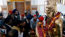 ਭਗਵਾਨ ਬਾਲਮੀਕੀ ਦੀ ਸੋਨੇ ਦੀ ਪਰਤ ਵਾਲੀ ਮੂਰਤੀ 