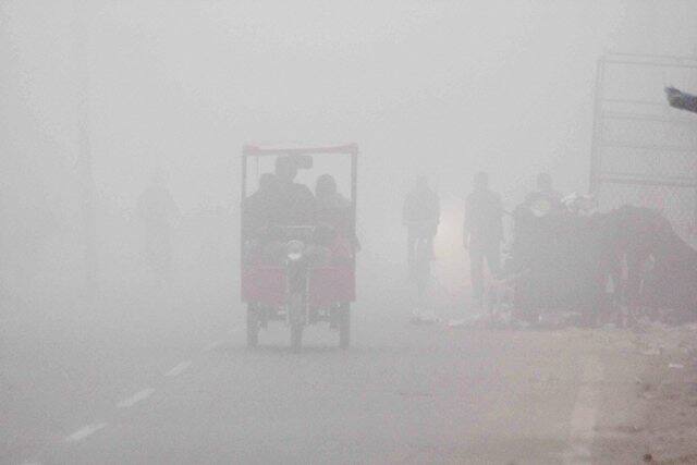 ਹਾਸਲ ਜਾਣਕਾਰੀ ਮੁਤਾਬਕ ਪੰਜਾਬ ਵਿੱਚ ਅੰਮ੍ਰਿਤਸਰ ਸਭ ਤੋਂ ਠੰਢਾ ਰਿਹਾ। ਇੱਥੇ 7.7 ਡਿਗਰੀ ਤਾਪਮਾਨ ਰਿਕਾਰਡ ਕੀਤਾ ਗਿਆ। ਪਟਿਆਲਾ ਵਿੱਚ 9.6 ਡਿਗਰੀ ਤਾਪਮਾਨ ਰਿਹਾ। ਚੰਡੀਗੜ੍ਹ ਵਿੱਚ ਤਾਪਮਾਨ 9.6 ਡਿਗਰੀ ਤੱਕ ਹੇਠ ਚਲਾ ਗਿਆ।