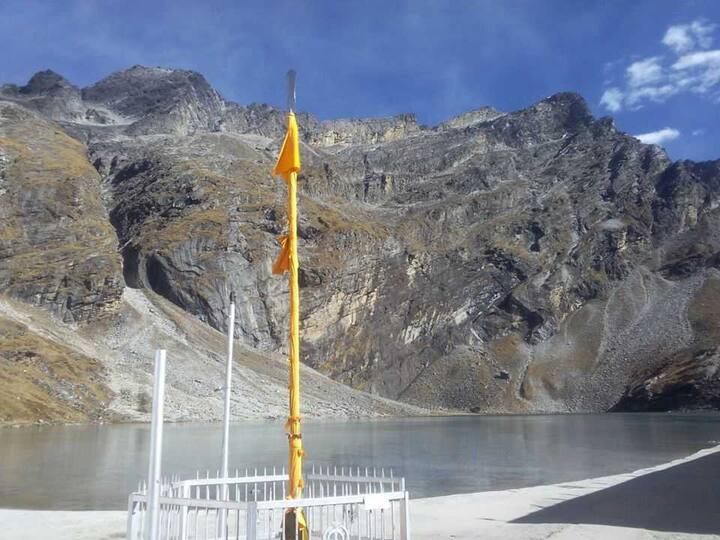 ਬਾਕੀ 7 ਮਹੀਨੇ ਗੁਰਦੁਆਰਾ ਸਾਹਿਬ ਨੂੰ ਬੰਦ ਕਰ ਦਿੱਤਾ ਜਾਂਦਾ ਹੈ, ਪਰ ਸਾਂਭ ਸੰਭਾਲ ਲਈ ਸੇਵਾਦਾਰ ਸਮੇਂ-ਸਮੇਂ ਤੇ ਜਾਂਦੇ ਰਹਿੰਗੇ ਨੇ। 