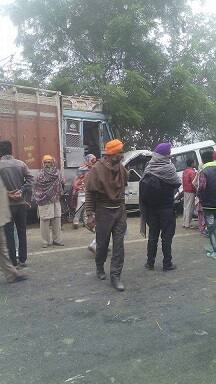 ਫ਼ਾਜ਼ਿਲਕਾ \'ਚ ਹੋਏ ਦਰਦਨਾਕ ਐਕਸੀਡੈਂਟ ਦੀਆਂ ਤਸਵੀਰਾਂ