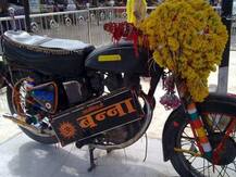 ਬੁਲੇਟ ਬਾਬਾ ਤੋਂ ਲੈ ਕੇ ਡਾਗ ਟੈਂਪਲ ਤੱਕ, ਇਹ ਹਨ ਭਾਰਤ ਦੇ 5 ਅਜੀਬੋ-ਗਰੀਬ ਮੰਦਿਰ