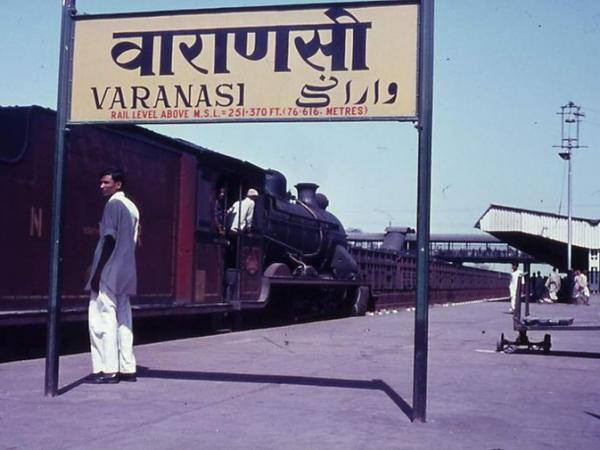 ਭਾਰਤ ਮਾਤਾ ਦਾ ਮੰਦਿਰ- ਯੂ.ਪੀ. ਦੇ ਵਾਰਾਨਾਸੀ ਵਿੱਚ ਬਣੇ ਇਸ ਮੰਦਿਰ ਵਿੱਚ ਭਾਰਤ ਦਾ ਮੈਪ ਬਣਿਆ ਹੋਇਆ ਹੈ। ਆਜ਼ਾਦੀ ਸੇਨਾਨੀਆਂ ਦੀ ਯਾਦ ਵਿੱਚ ਬਣਾਏ ਗਏ ਇਸ ਮੰਦਿਰ ਵਿੱਚ ਲੋਕ ਵੱਡੀ ਗਿਣਤੀ ਵਿੱਚ ਪੁੱਜਦੇ ਹਨ। ਦੱਸਿਆ ਜਾਂਦਾ ਹੈ ਕਿ ਇਹ ਮੰਦਿਰ ਦੇਸ਼ ਦੀ ਵੰਡ ਤੋਂ ਪਹਿਲੇ ਬਣਾਇਆ ਗਿਆ ਸੀ ਅਤੇ ਉਦੋਂ ਤੋਂ ਇੱਥੇ ਲੋਕ ਘੁੰਮਣ ਆਉਂਦੇ ਹਨ।