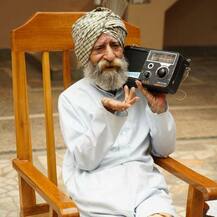 ਨਹੀਂ ਰਹੇ \'ਨਿੱਕਾ ਜੈਲਦਾਰ\' ਦੇ ਦਾਦਾ, ਯਾਦਾਂ ਦੇ ਪਲਾਂ ਦੀਆਂ ਤਸਵੀਰਾਂ 