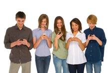 ਤੇ ਹੁਣ ਸਮਾਰਟਫੋਨ ਦੀ ਬੁਰੀ ਲਤ ਤੋਂ ਦੂਰ ਰਹਿਣ ਲਈ ਕਰੋ ਇਹ ਕੰਮ