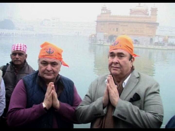 ਅਦਾਕਾਰ ਰਿਸ਼ੀ ਕਪੂਰ, ਰਨਧੀਰ ਕਪੂਰ, ਮਨੀਸ਼ਾ ਕੋਏਰਾਲਾ ਅਤੇ ਜੂਹੀ ਚਾਵਲਾ ਨੇ ਹਰਿਮੰਦਿਰ ਸਾਹਬ ਵਿਖੇ ਮੱਥਾ ਟੇਕਿਆ, ਵੇਖੋ ਤਸਵੀਰਾਂ। 