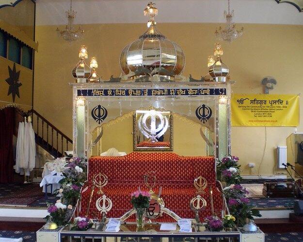 ਇਹ ਗੁਰੂ ਗਰ ਸੰਗਤ ਲਈ ਰੋਜ਼ਾਨਾ ਖੁੱਲਦਾ ਹੈ, ਐਤਵਾਰ ਨੂੰ ਇੱਥੇ ਖਾਸ ਦੀਵਾਨ ਸਜਦੇ ਨੇ ਅਤੇ ਬੱਚਿਆਂ ਦੀਆਂ ਪੰਜਾਬੀ ਸਿਖਲਾਈ ਅਤੇ ਕੀਰਤਨ ਸਿਖਲਾਈ ਦੀਆਂ ਕਲਾਸਾਂ ਵੀ ਲੱਗਦੀਆਂ ਹਨ।
