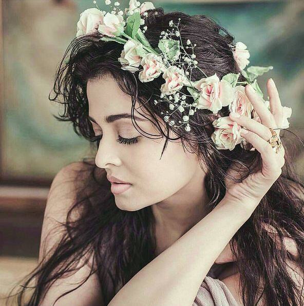 ਅਦਾਕਾਰਾ ਐਸ਼ਵਰਿਆ ਰਾਏ ਬੱਚਨ ਨੇ ਹਾਲ ਹੀ ਵਿੱਚ ਇੱਕ ਫੋਟੋਸ਼ੂਟ ਕਰਾਇਆ ਹੈ।