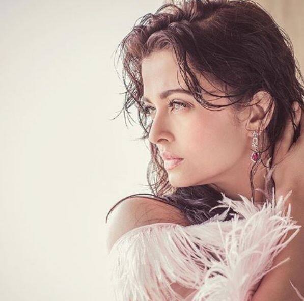 ਸ਼ੂਟ ਵਿੱਚ ਉਹ ਬੇਹਦ ਫਰੈਸ਼ ਅਤੇ ਖੂਬਸੂਰਤ ਲੱਗ ਰਹੀ ਹਨ, ਵੇਖੋ ਹੋਰ ਵੀ ਤਸਵੀਰਾਂ।