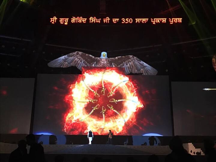 ਸਾਹਿਬ-ਏ-ਕਮਾਲ ਗੁਰੂ ਗੋਬਿੰਦ ਸਿੰਘ'' ਨਾਂ ਦੇ 25 ਮਿੰਟ ਦੇ ਵਿਸ਼ੇਸ਼ ਮਲਟੀਮੀਡੀਆ ਸ਼ੋਅ ਦਾ ਮੰਚਨ ਕੀਤਾ ਗਿਆ।