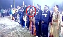 ਰਾਸ਼ਟਰਗਾਨ ਚਲਦਾ ਰਿਹਾ, ਫੋਨ \'ਤੇ ਹੁੰਦੀਆਂ ਰਹੀਆਂ ਗੱਲਾਂ 