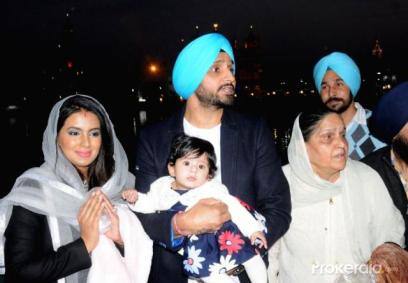  Follow Geeta BasraVerified account ‏@Geeta_Basra HINAYA HEER PLAHA would like to thank you all for your lovely wishes in welcoming her into this world .. #ourlife #ourworld @harbhajan_singh 