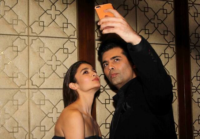 ਕਰਨ ਅਤੇ ਸ਼ਾਹਰੁਖ ਈਵੈਂਟ ਨੂੰ ਹੋਸਟ ਕਰਨਗੇ। 