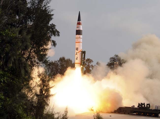 Agni-5 Missile का सफल परीक्षण, 5 हजार किलोमीटर तक मार करने में है सक्षम