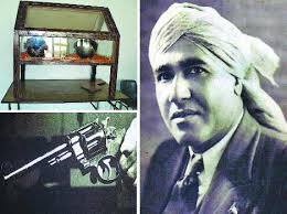 ਸ਼ਹੀਦ ਊਧਮ ਸਿੰਘ ਦਾ ਜਨਮ 26 ਦਸੰਬਰ, 1899 ਨੂੰ ਪਿਤਾ ਟਹਿਲ ਸਿੰਘ ਦੇ ਘਰ, ਸੰਗਰੂਰ ਜ਼ਿਲ੍ਹੇ ਦੇ ਪਿੰਡ ਸੁਨਾਮ ਵਿੱਚ ਹੋਇਆ