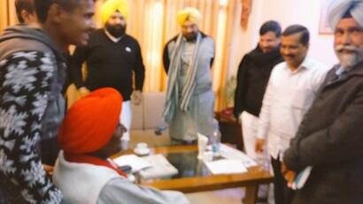 ਮੁਲਾਕਾਤ ਤੋਂ ਬਾਅਦ ਬੰਤ ਸਿੰਘ ਦੇ ਚਿਹਰੇ ਉੱਤੇ ਕਾਫ਼ੀ ਖ਼ੁਸ਼ੀ ਨਜ਼ਰ ਆ ਰਹੇ ਸੀ।