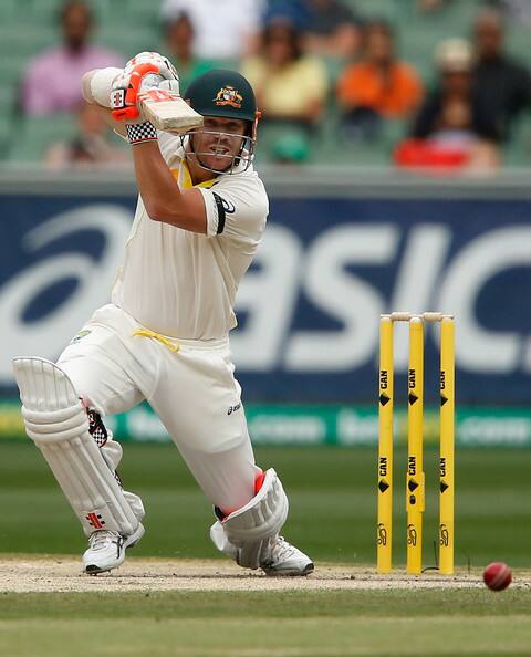 ਜਵਾਬ 'ਚ ਆਸਟ੍ਰੇਲੀਆ ਲਈ ਵਾਰਨਰ ਨੇ ਸੈਂਕੜਾ ਜੜਿਆ ਅਤੇ ਟੀਮ ਨੂੰ ਮਜਬੂਤ ਸ਼ੁਰੂਆਤ ਦਿੱਤੀ। 