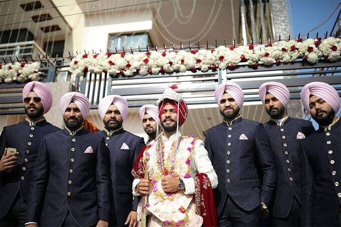 ਮਨਦੀਪ ਸਿੰਘ ਨੂੰ ਕ੍ਰਿਕਟ ਜਗਤ ਵਿੱਚ ਸੈਂਚਰੀ ਸਿੰਘ ਦੇ ਨਾਮ ਨਾਲ ਜਾਣਿਆ ਜਾਂਦਾ ਹੈ।