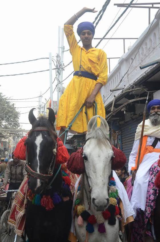 ਹਾਥੀ, ਘੋੜਿਆਂ ਸਮੇਤ ਨਿਹੰਗ ਸਿੰਘ ਫੌਜਾਂ ਵੀ ਪਹੁੰਚ ਚੁੱਕੀਆਂ ਹਨ