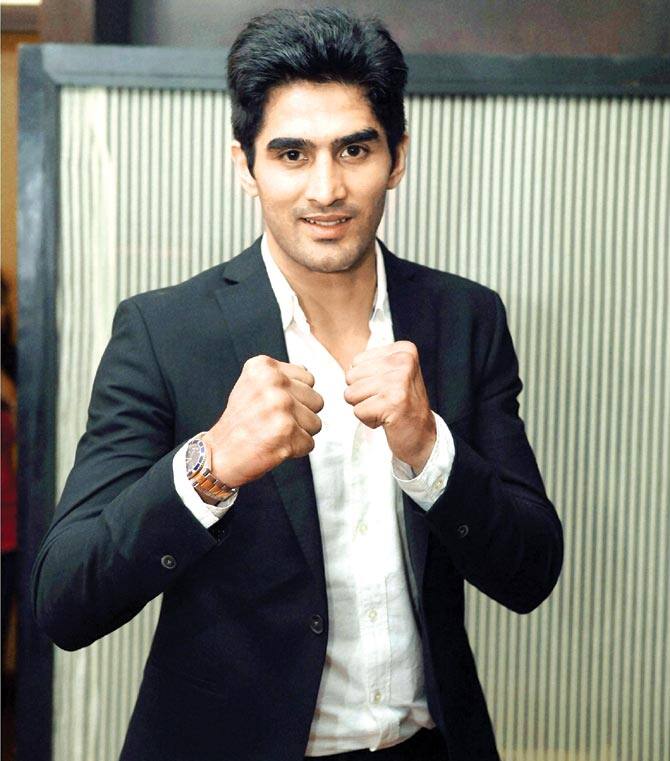 Vijender Singh @boxervijender 5h5 hours ago Happy new year friends ????????