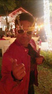 sachin tendulkar @sachin_rt 31 Dec 2016 Wishing you peace, love and laughter in the new year. Happy New Year