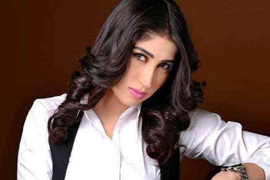 ਵਰਲਡ ਟੀ 20 ਟੂਰਨਾਮੈਂਟ ਤੋਂ ਪਹਿਲਾਂ ਬਲੋਚ ਨੇ ਐਲਾਨ ਕੀਤਾ ਸੀ ਕਿ ਜੇ ਪਾਕਿਸਤਾਨ ਭਾਰਤ ਨੂੰ ਹਰਾ ਦਿੰਦਾ ਹੈ ਤਾਂ ਉਹ ਸਟ੍ਰਿਪ ਡਾਂਸ ਕਰੇਗੀ। ਕੰਦੀਲ ਪੀ.ਐਮ. ਮੋਦੀ ਦਾ ਮਾਖੌਲ ਉੱਡਾ ਚੁੱਕੀ ਸੀ। ਉਸ ਦੇ ਨਾਲ ਹੀ ਕਸ਼ਮੀਰ ਦੀ ਆਜ਼ਾਦੀ ਬਾਰੇ ਵੀ ਉਸ ਨੇ ਕਾਫੀ ਕੁਝ ਬੋਲਿਆ ਸੀ ਜਿਸ ਕਾਰਨ ਉਸਦੀ ਕਾਫੀ ਨਿੰਦਾ ਹੋਈ ਸੀ। 