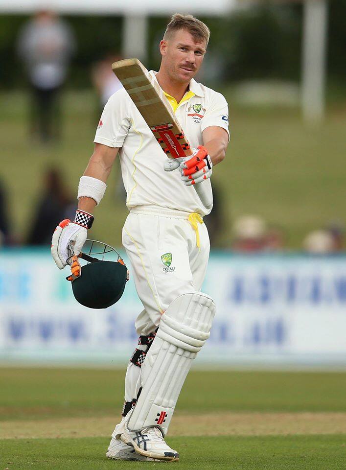 ਪਹਿਲੇ ਸੈਸ਼ਨ 'ਚ ਸੈਂਕੜਾ ਜੜਨ ਵਾਲੇ 5 ਬੱਲੇਬਾਜ - ਵਿਕਟਰ ਟਰੰਪਰ (1902) - 103* ਚਾਰਲਸ ਮੈਕਾਰਟਨੀ (1926) - 112* ਡਾਨ ਬਰੈਡਮੈਨ (1930) - 105* ਮਾਜਿਦ ਖਾਨ 1976) - 108* ਡੇਵਿਡ ਵਾਰਨਰ (2017) - 100* 