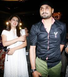 ਨਵੇਂ ਸਾਲ \'ਤੇ ਭੱਜੀ-ਗੀਤਾ ਦੀਆਂ ਤਸਵੀਰਾਂ 