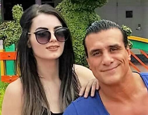  PAIGE ‏@RealPaigeWWE 17h17 hours ago Look at itttttt!!!! He did it right back. ???????????????? love of my life!!! @VivaDelRio luckiest girl alive!! #BrassKnuckle 