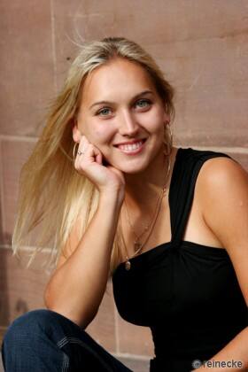 Elena Vesnina 