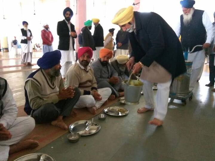 ਪ੍ਰਦਰਸ਼ਨਕਾਰੀਆਂ ਦਾ ਰੋਸ ਸੀ ਕਿ ਉਨ੍ਹਾਂ ਨੂੰ ਸਰਕਾਰੀ ਸਿੰਘ ਸਾਹਿਬਾਨਾਂ ਵੱਲੋਂ ਮਲੂਕਾ ਨੂੰ ਲਾਈ ਸਜ਼ਾ ਮਨਜ਼ੂਰ ਨਹੀਂ ਹੈ।