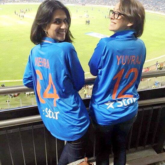 ਯੁਵੀ ਨੇ ਭਾਰਤ 'ਏ' ਲਈ ਅਭਿਆਸ ਮੈਚ 'ਚ ਦਮਦਾਰ ਅਰਧ-ਸੈਂਕੜਾ ਠੋਕਿਆ। ਯੁਵੀ ਦੀ ਪਾਰੀ ਅਜੇਹੀ ਸੀ ਕਿ ਪੂਰੇ ਦੇਸ਼ ਦੇ ਨਾਲ ਉਨ੍ਹਾਂ ਦੀ ਪਤਨੀ ਹੇਜ਼ਲ ਕੀਚ (ਗੁਰਬਸੰਤ ਕੌਰ) ਵੀ ਖੁਸ਼ ਹੋ ਗਈ। 