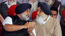 ਜੁੱਤੀ ਕਾਂਡ \'ਤੇ ਬਾਦਲ ਪਿਓ-ਪੁੱਤ \'ਚ ਨਹੀਂ ਇੱਕਸੁਰ