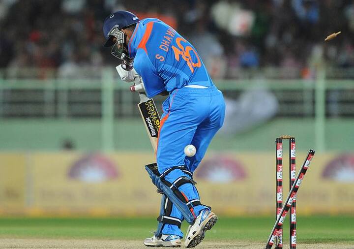 ਪਿਛਲੇ 15 ਸਾਲ 'ਚ ਵੋਕਸ ਸਿਰਫ ਦੂਜੇ ਗੇਂਦਬਾਜ਼ ਹਨ ਜੋ ਭਾਰਤ ਖਿਲਾਫ ਪਹਿਲੇ 5 ਓਵਰਾਂ 'ਚ ਹੀ 3 ਵਿਕਟ ਆਪਣੇ ਨਾਮ ਕਰਨ 'ਚ ਕਾਮਯਾਬ ਰਹੇ ਹਨ। 