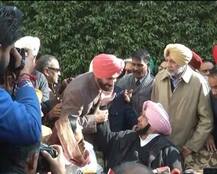 ਚੁੱਪ ਰਹਿ ਕੇ ਹੀ ਬਹੁਤ ਕੁਝ ਕਹਿ ਗਏ \'ਗੁਰੂ\'