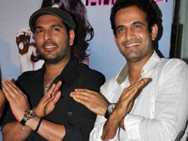 Irfan Pathan ‏@IrfanPathan 21h21 hours ago So good to hear abt @YUVSTRONG12 scoring 100 n that to with @msdhoni m sure it must be a treat watch them bat together @BCCI #INDvENG 