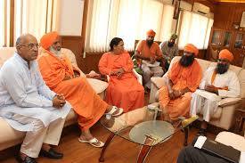  ਵੇਈਂ ਦੀ ਤਰਜ਼ ਉੱਤੇ ਗੰਗਾ ਨਦੀ ਨੂੰ ਸਾਫ਼ ਕਰਨ ਲਈ ਸੀਚੇਵਾਲ ਮਾਡਲ ਨੂੰ ਅਪਣਾਇਆ ਗਿਆ ਹੈ। ਇਸ ਲਈ ਬਕਾਇਦਾ ਕੇਂਦਰੀ ਜਲ ਸਰੋਤ ਮੰਤਰੀ ਓਮਾ ਭਾਰਤੀ ਸਮੇਤ ਉਨ੍ਹਾਂ ਦੇ ਮੰਤਰਾਲੇ ਦੇ ਮਾਹਿਰਾਂ ਦੀ ਟੀਮ ਨੇ ਪੂਰੀ ਮੁਹਿੰਮ ਨੂੰ ਜਾਣਿਆ ਗਿਆ। 