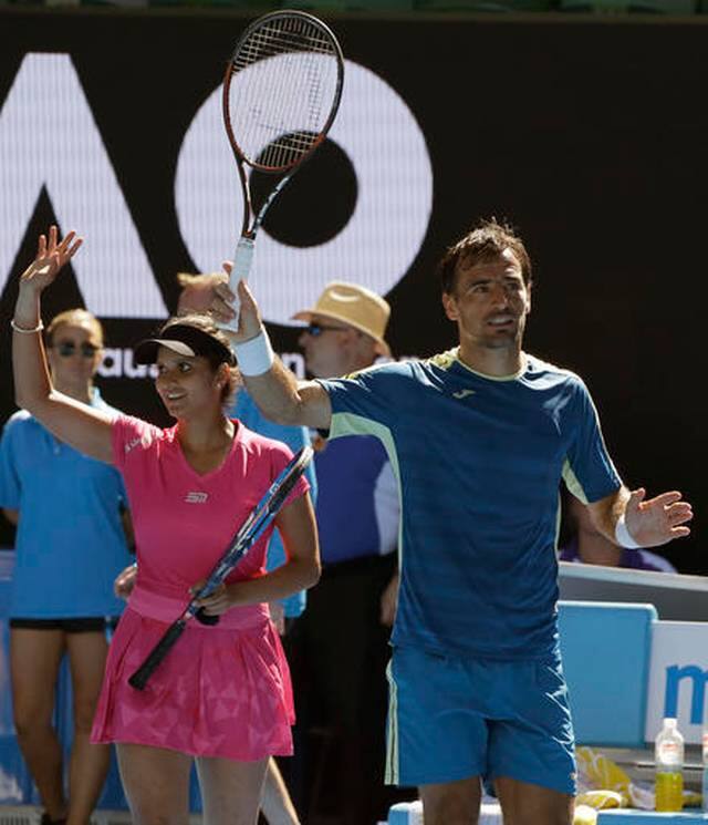 ਸਾਨੀਆ ਮਿਰਜ਼ਾ ਅਤੇ ਇਵਾਨ ਡੋਡਿਗ ਦੀ ਜੋੜੀ ਨੇ ਆਸਟ੍ਰੇਲੀਅਨ ਓਪਨ ਗਰੈਂਡ ਸਲੈਮ ਦੇ ਫਾਈਨਲ 'ਚ ਐਂਟਰੀ ਕਰ ਲਈ ਹੈ। 