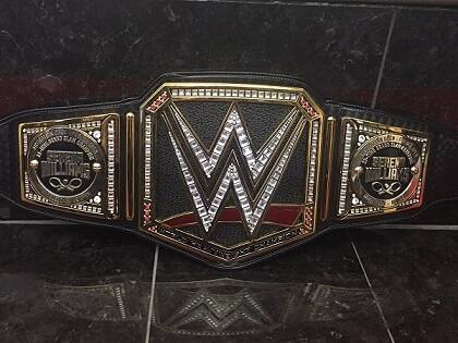 ਇਸਦੇ ਨਾਲ ਹੀ ਬੈਲਟ 'ਤੇ '23 ਟਾਈਮ ਗਰੈਂਡ ਸਲੈਮ ਚੈਂਪੀਅਨ' ਵੀ ਲਿਖਿਆ ਹੋਵੇਗਾ। 