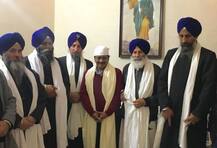 ਕੇਜਰੀਵਾਲ ਨੂੰ ਸਿਰੋਪਾਓ ਦੇਣ \'ਤੇ ਪੰਜ ਪਿਆਰਿਆਂ ਖਿਲਾਫ ਸ਼੍ਰੋਮਣੀ ਕਮੇਟੀ ਕਰ ਸਕਦੀ ਕਾਰਵਾਈ